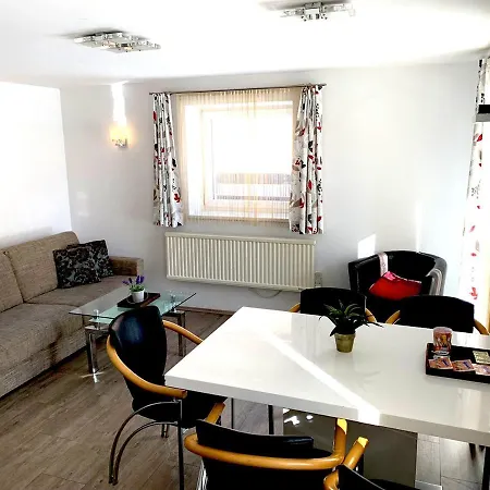 Haus Schmitten – Austrian Alpine Getaways *