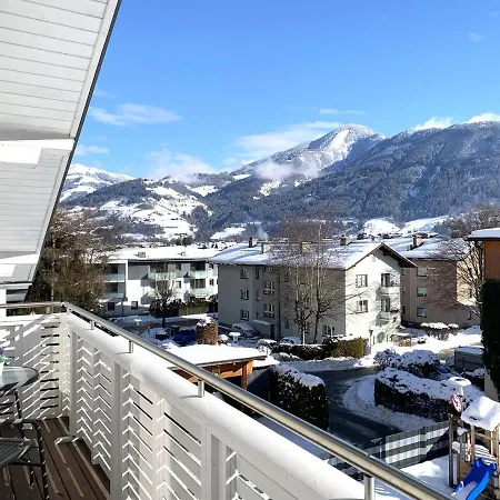 Haus Schmitten - Austrian Alpine Getaways Apartmán *