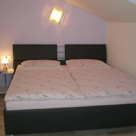 Haus Schmitten - Austrian Alpine Getaways