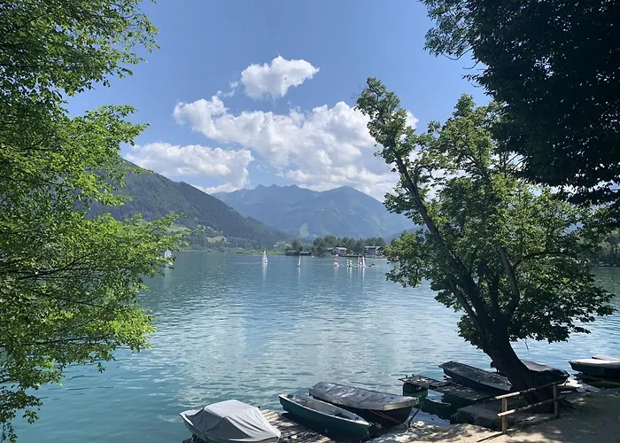 Haus Schmitten - Austrian Alpine Getaways