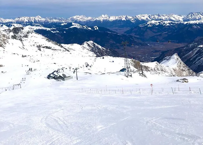 Haus Schmitten - Austrian Alpine Getaways *