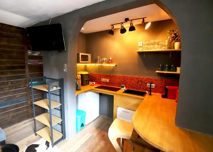 Haus Schmitten - Austrian Alpine Getaways