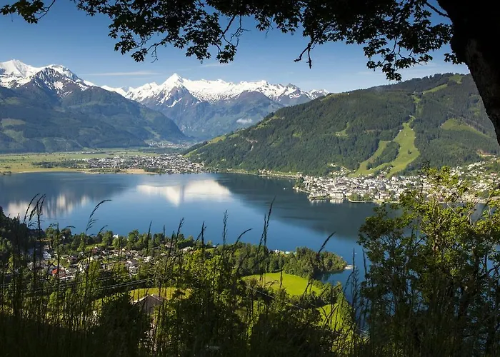 Haus Schmitten - Austrian Alpine Getaways *