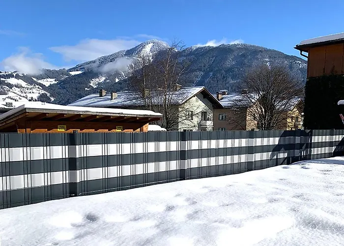 Haus Schmitten - Austrian Alpine Getaways